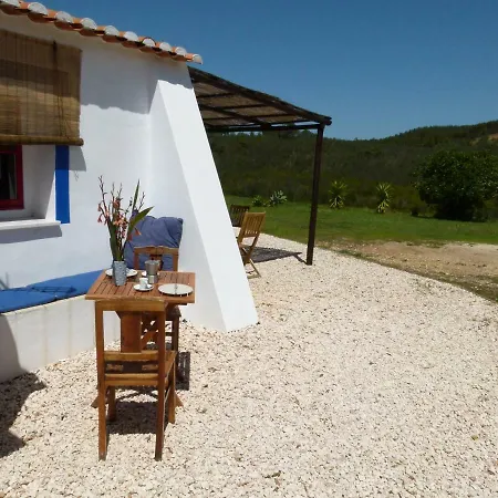 Quinta Vicentina Nyaraló *